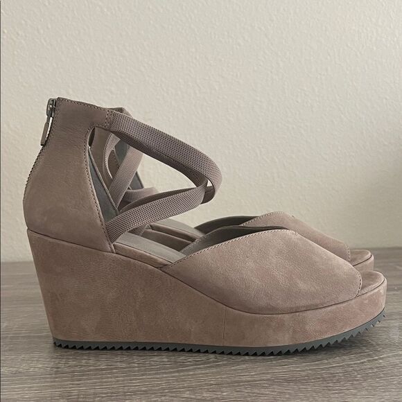 Eileen Fisher Wylee Platform Wedge Sandal in Moon - Picture 1 of 6